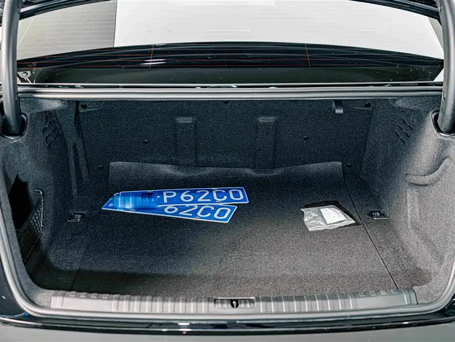 Audi A6L — миниатюра 22