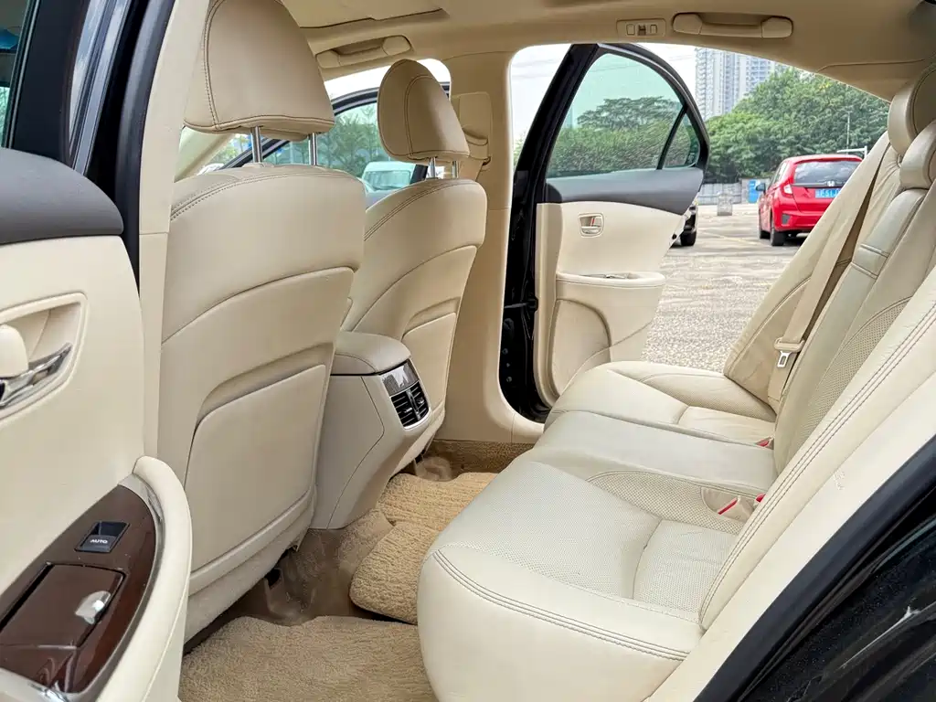 Lexus ES — миниатюра 5