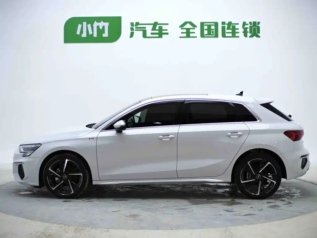 Audi A3 2023 Sportback 35 TFSI Fashion Sport
