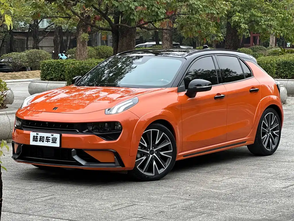 LYNK & CO. 02 HATCHBACK