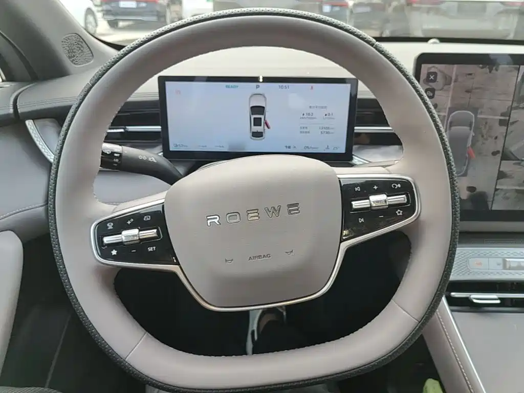 Roewe M7 DMH — миниатюра 11