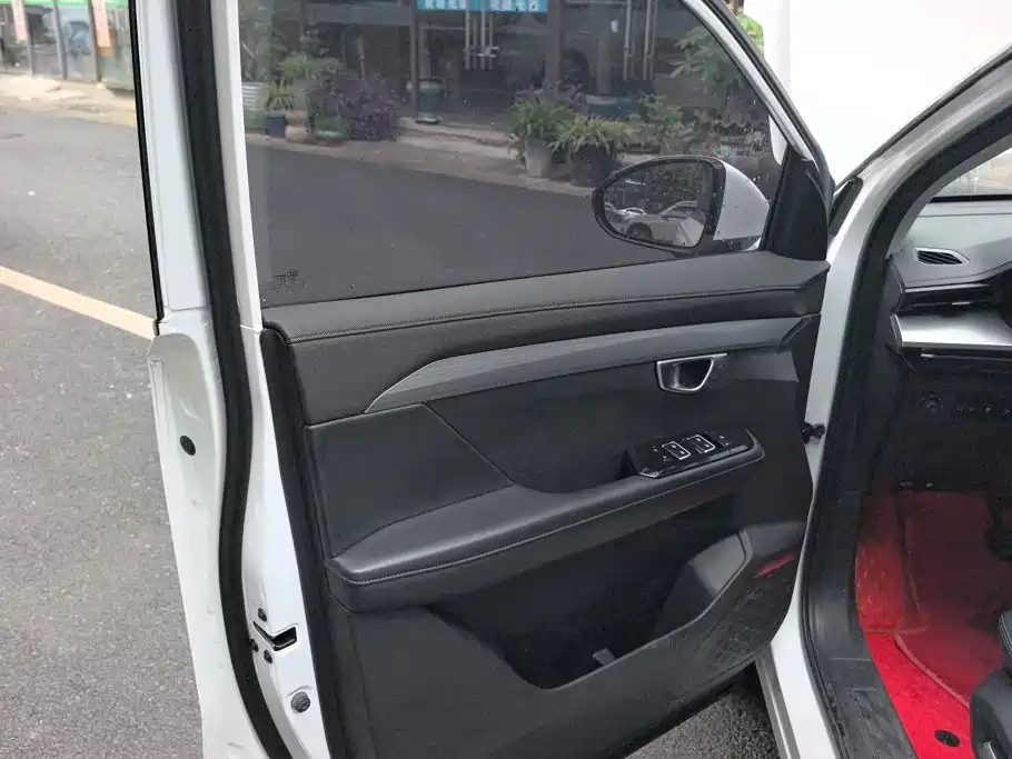 Wuling Xingchen — миниатюра 7