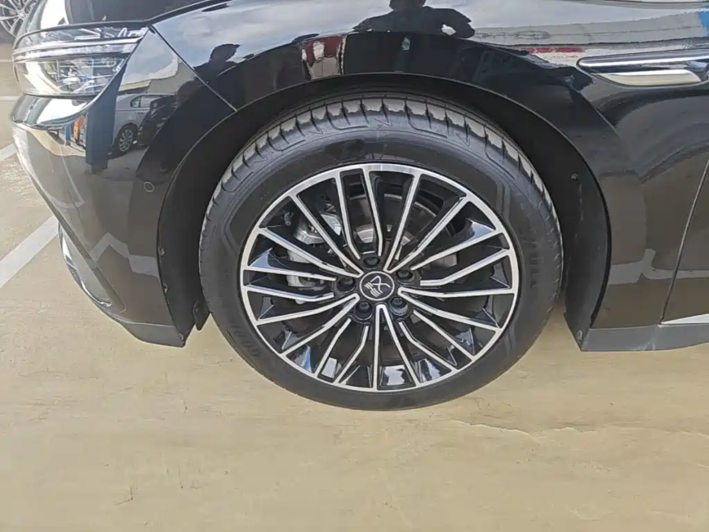 BYD Han — миниатюра 23