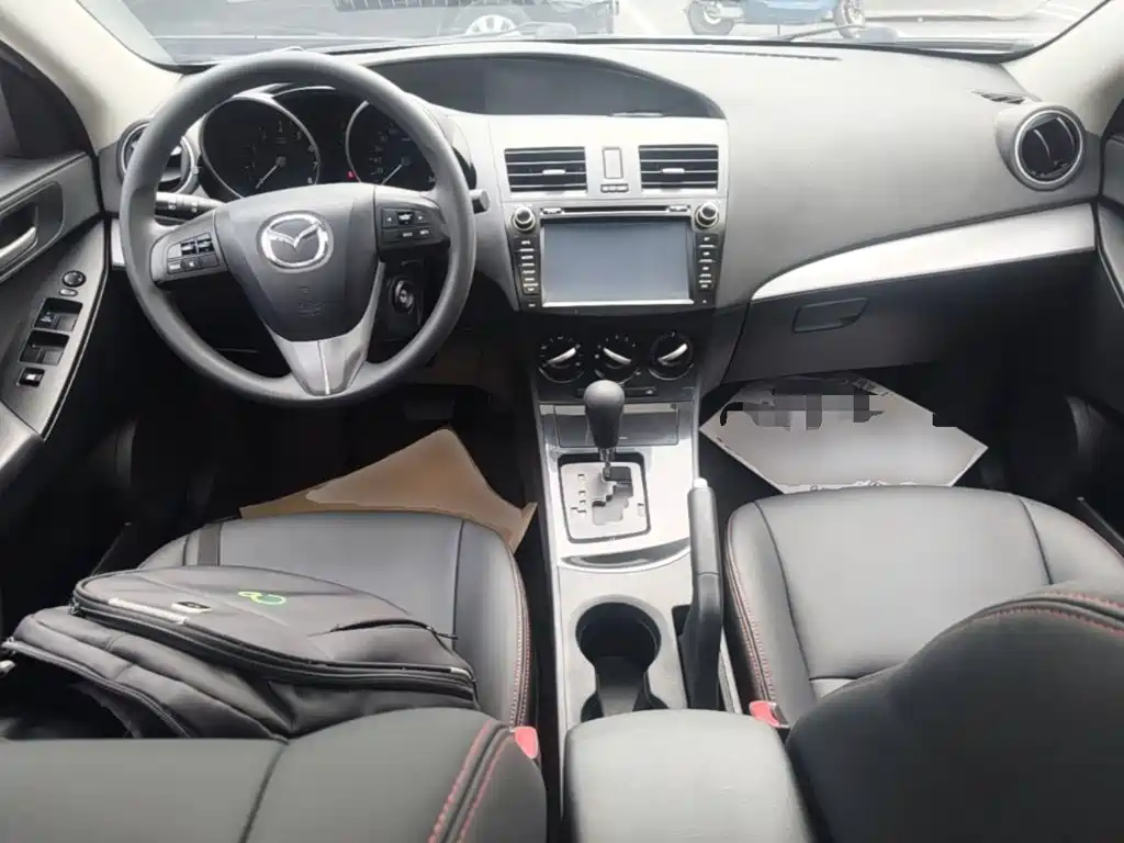 Mazda 3 Xingcheng — миниатюра 10