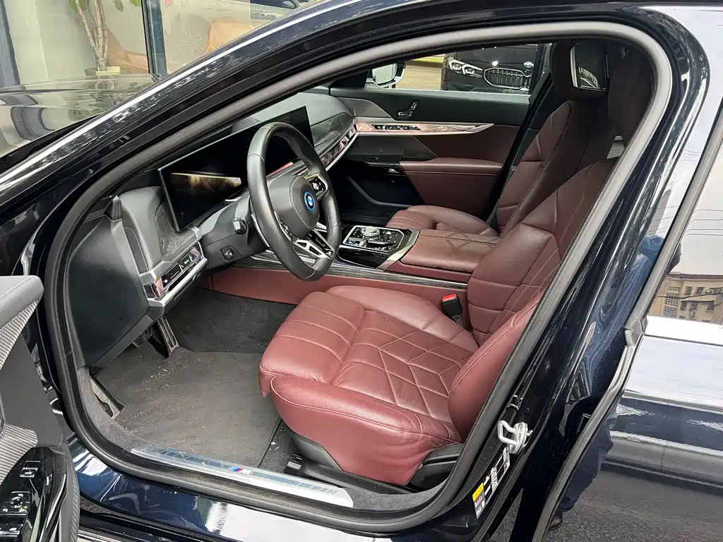 BMW i7 2023 eDrive50L Premium M Sport
