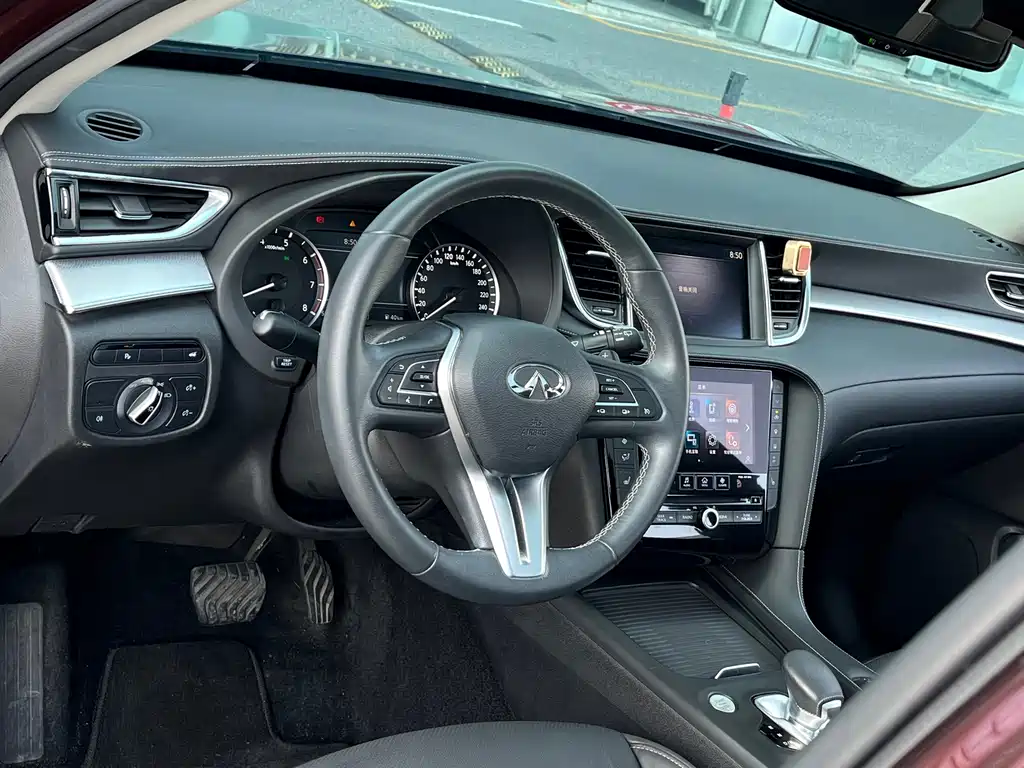 Infiniti QX50 — миниатюра 11