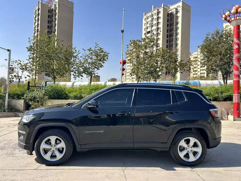 Jeep Compass — миниатюра 19
