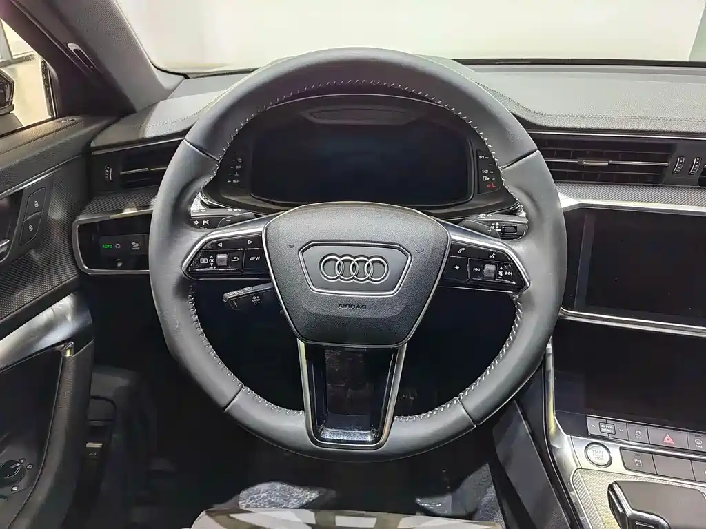 Audi A6L — миниатюра 7