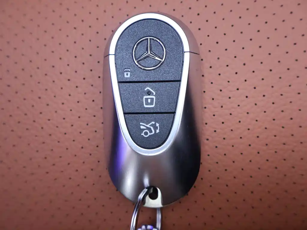 Mercedes-Benz GLC — миниатюра 25