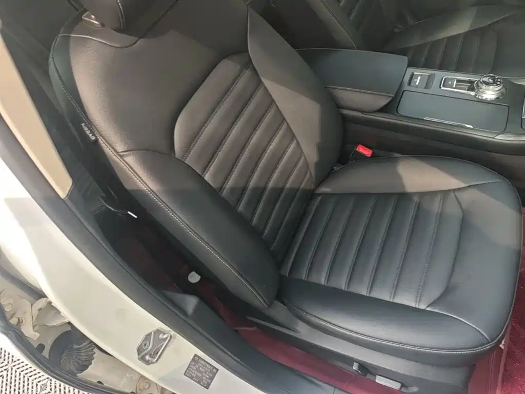 Ford Mondeo — миниатюра 25