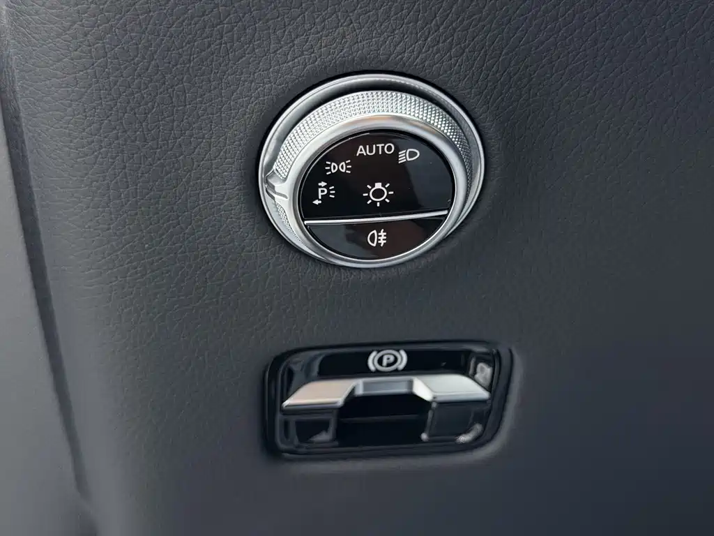 Mercedes-Benz GLC — миниатюра 39