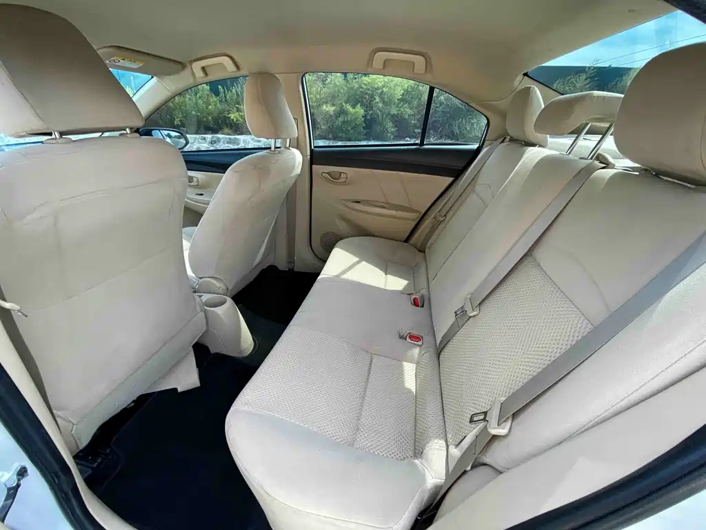 Toyota Vios — миниатюра 8