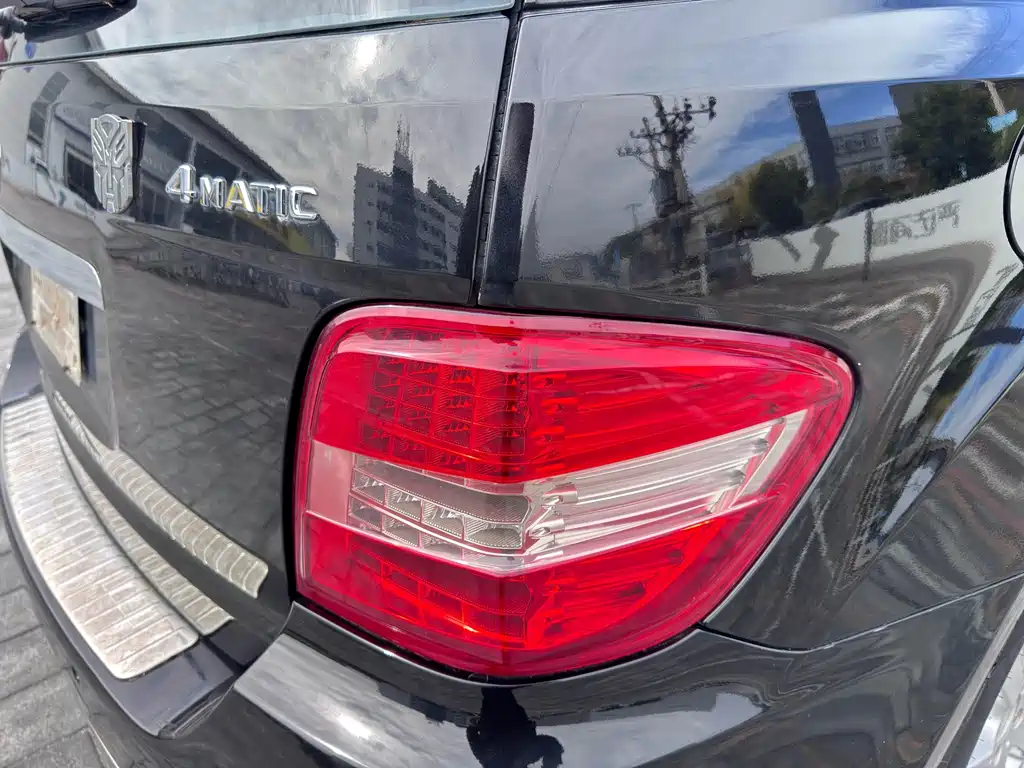 Mercedes-Benz M-Class — миниатюра 19
