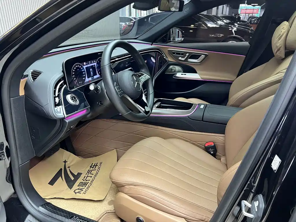 Mercedes-Benz E-Class — миниатюра 13