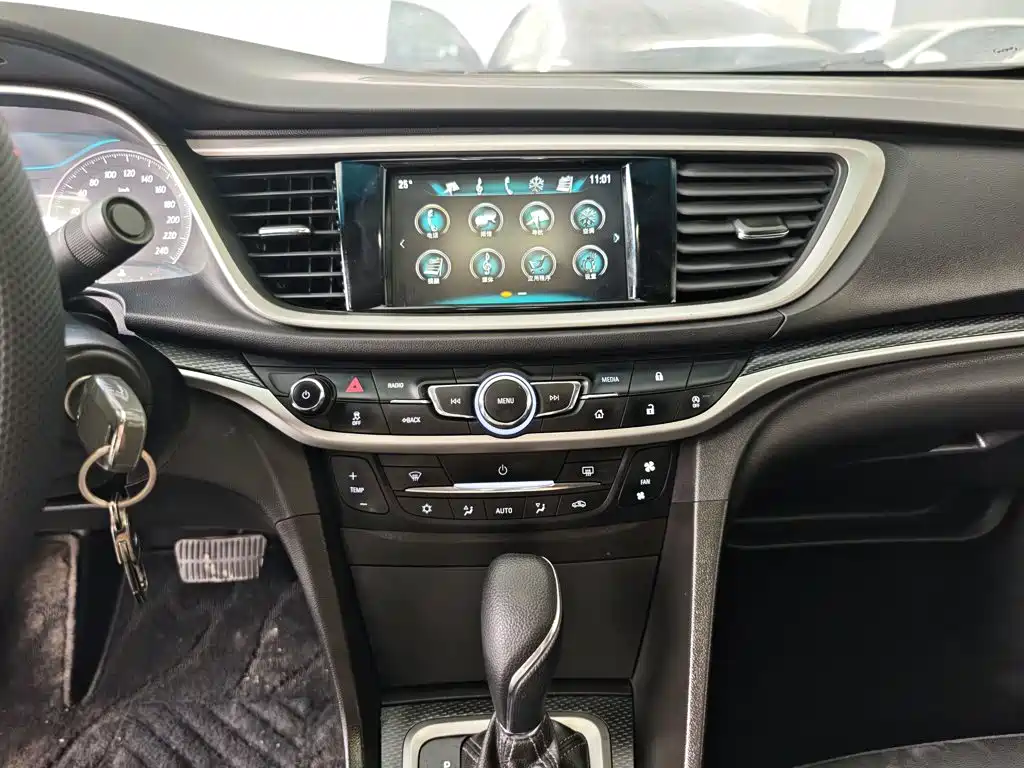 Buick Excelle — миниатюра 13