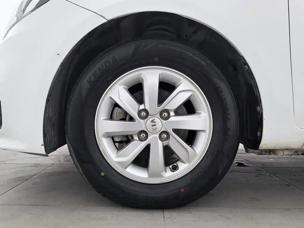 Kia K2 — миниатюра 17