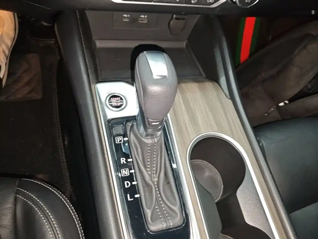 Nissan Teana — миниатюра 14