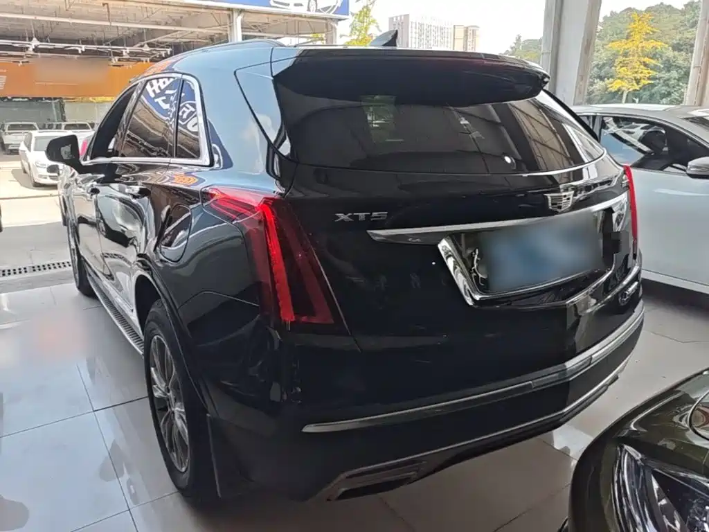 Cadillac XT5 — миниатюра 5