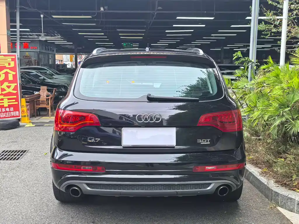 Audi Q7 2011 3.0 TFSI Comfort (245kW