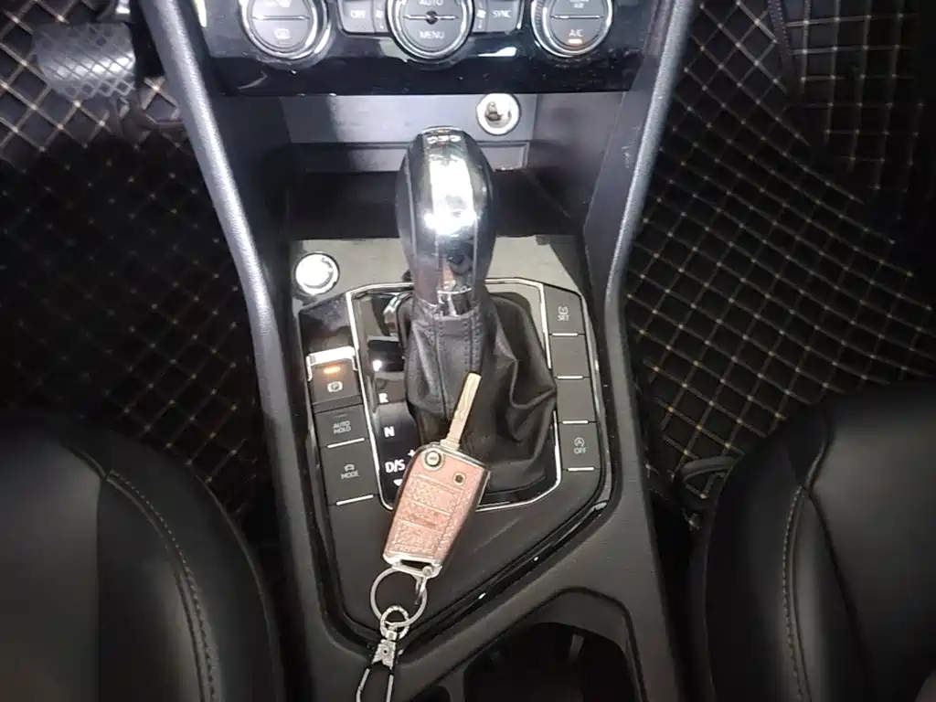 Volkswagen Tharu — миниатюра 14