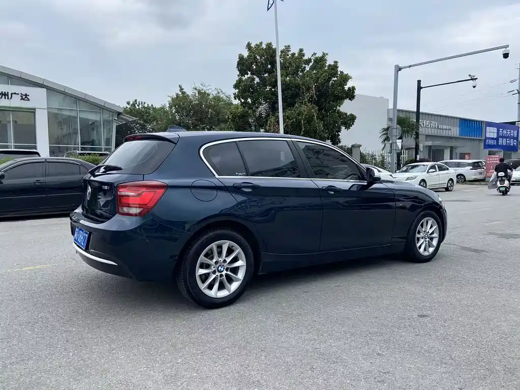 BMW 1 Series (Import) — миниатюра 4