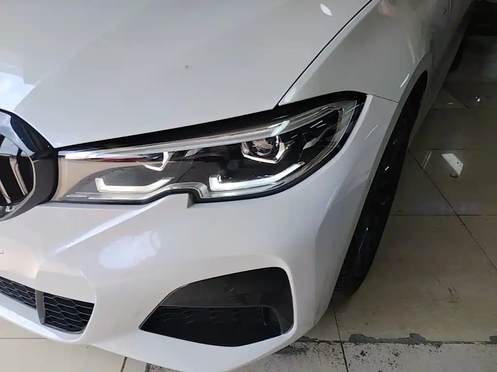 BMW 3 Series — миниатюра 24
