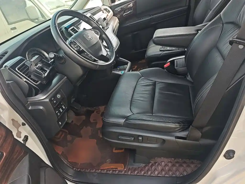 Honda Elysion — миниатюра 15