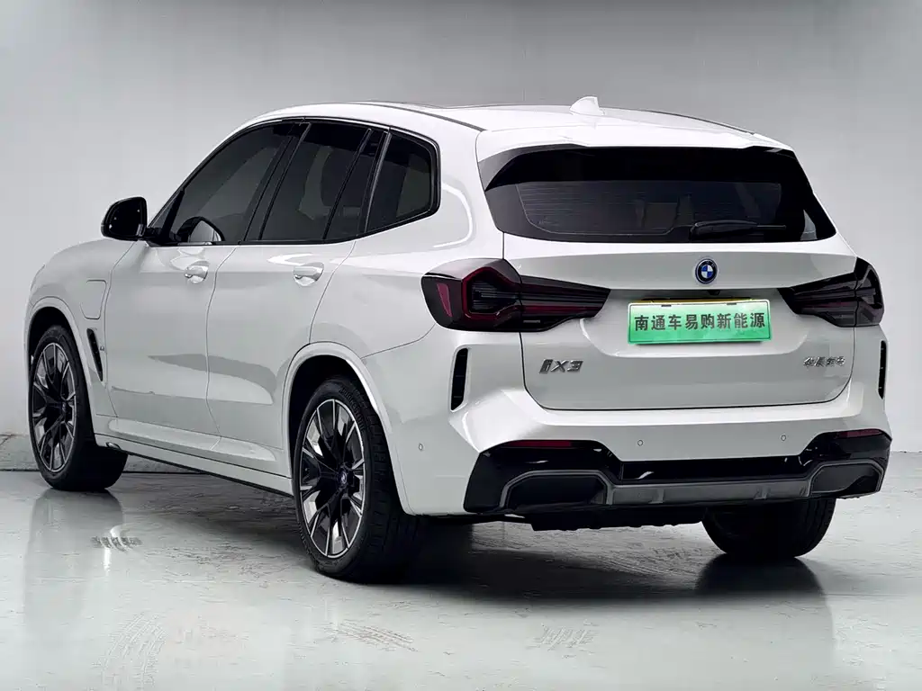 BMW iX3 — миниатюра 4