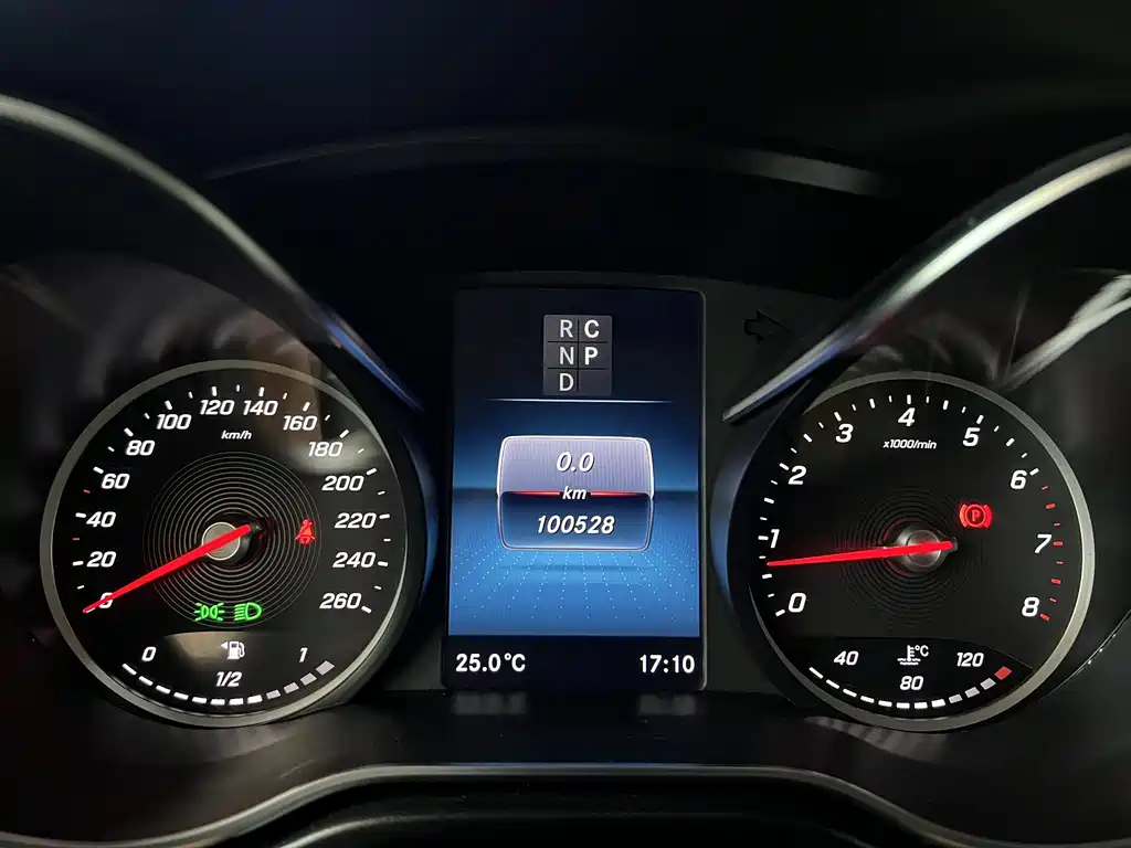 Mercedes-Benz V-Class V 2022 V 260 Luxury