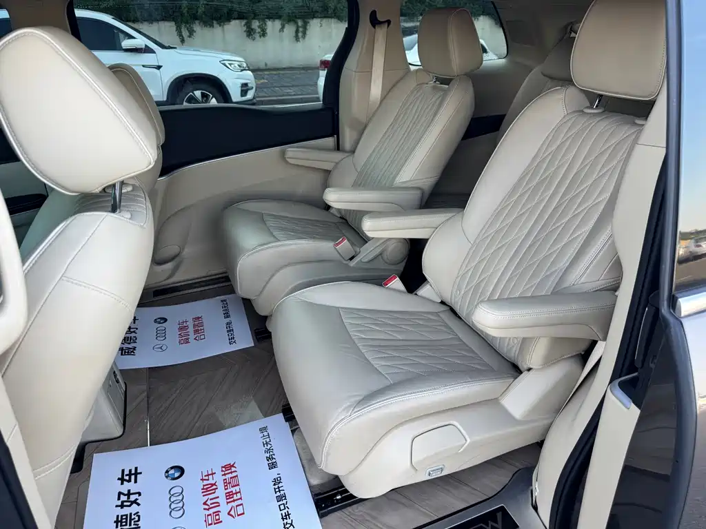 Buick GL8 2023 652T Luxury