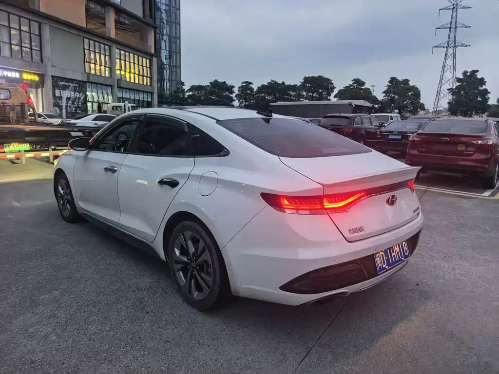 Hyundai Fista — миниатюра 3