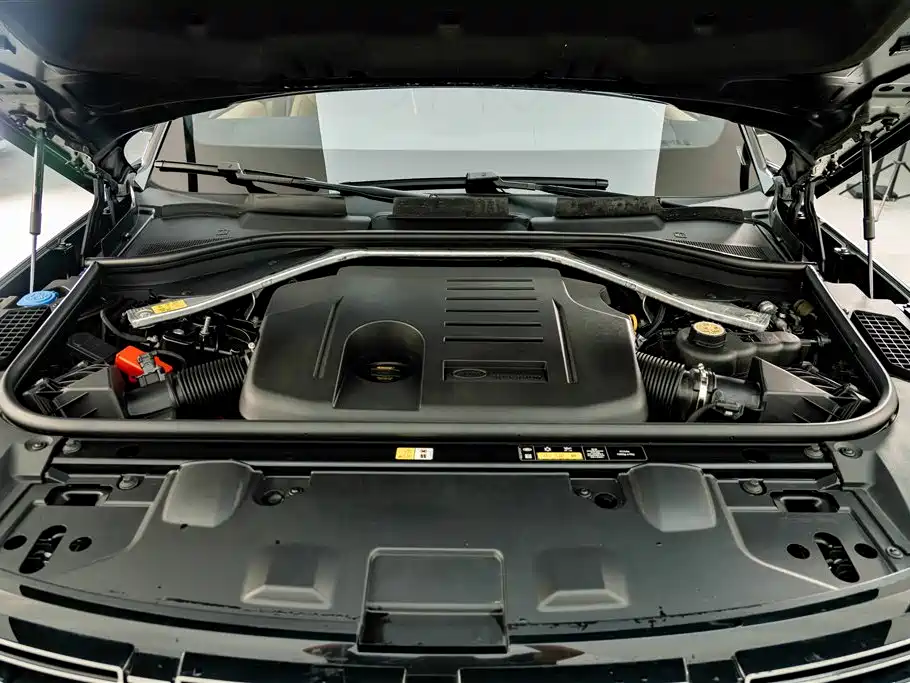 Land Rover Range Rover — миниатюра 25