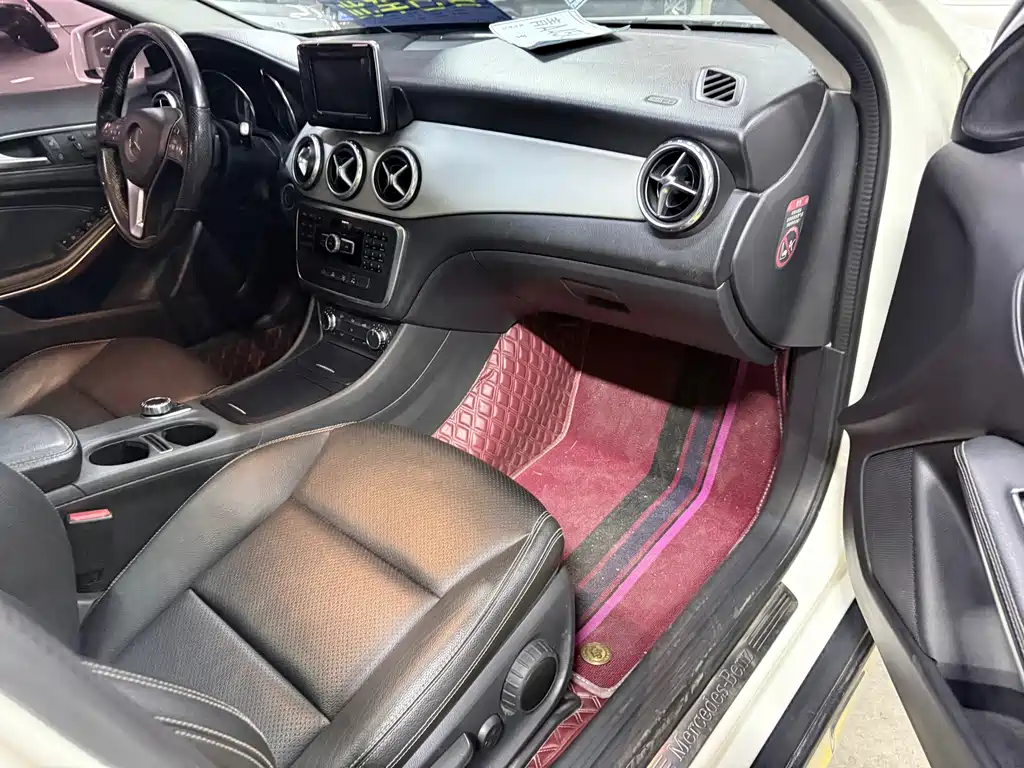 Mercedes-Benz GLA — миниатюра 21