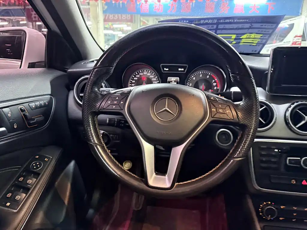 Mercedes-Benz GLA — миниатюра 14