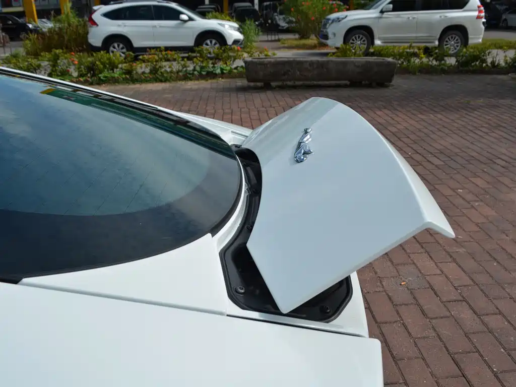 Jaguar F-TYPE — миниатюра 11