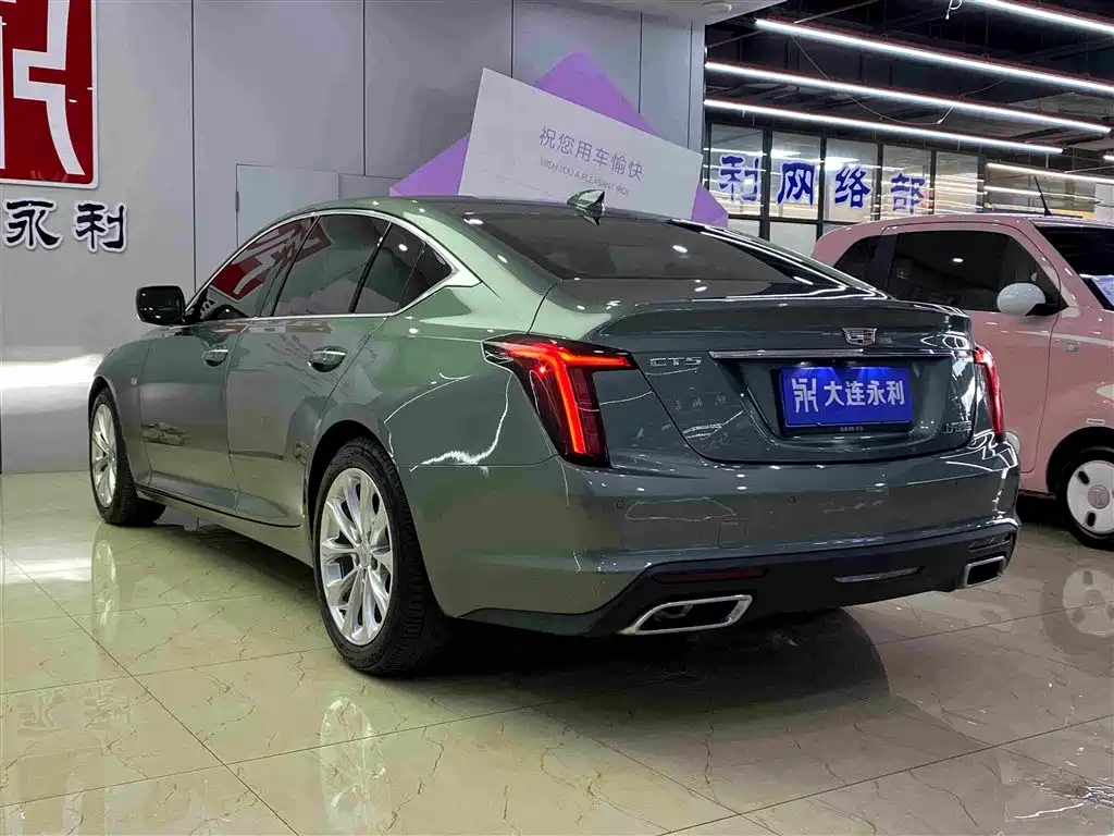 Cadillac CT5 — миниатюра 12