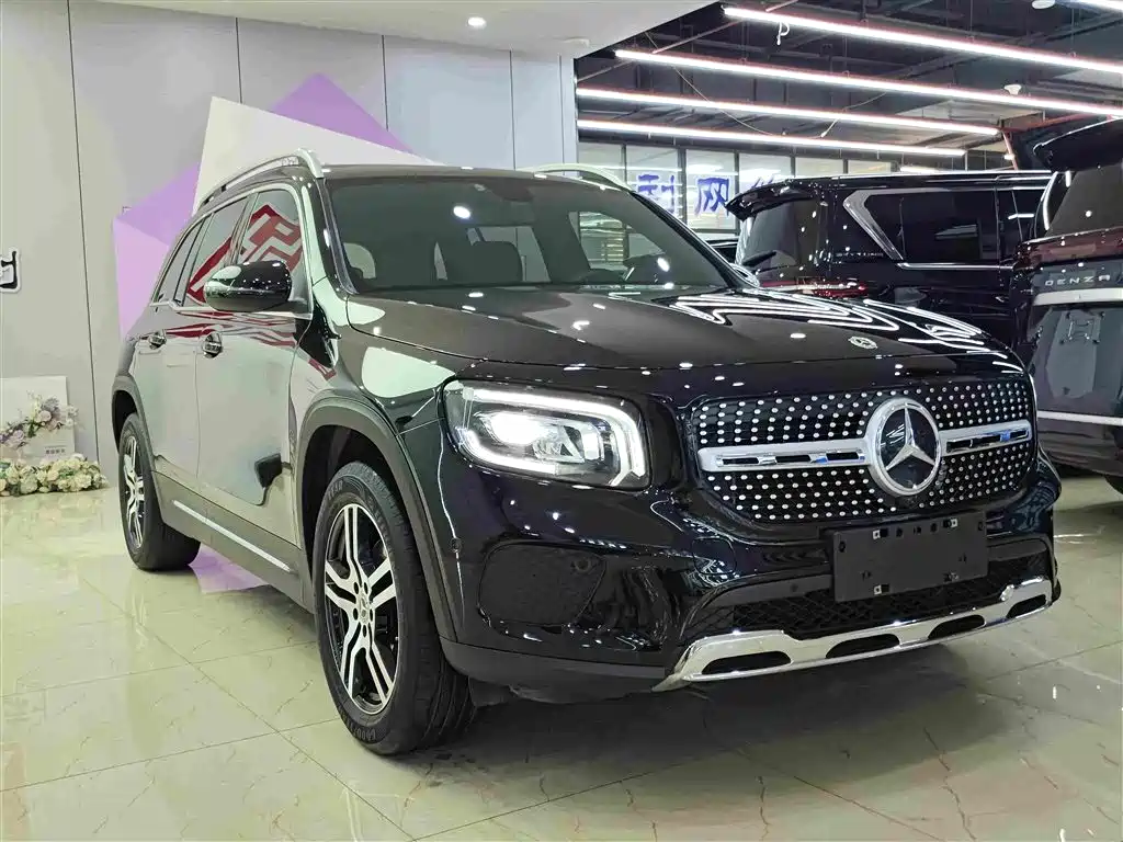 Mercedes-Benz GLB — миниатюра 3