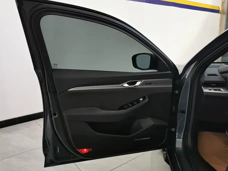 Geely Xingrui — миниатюра 7