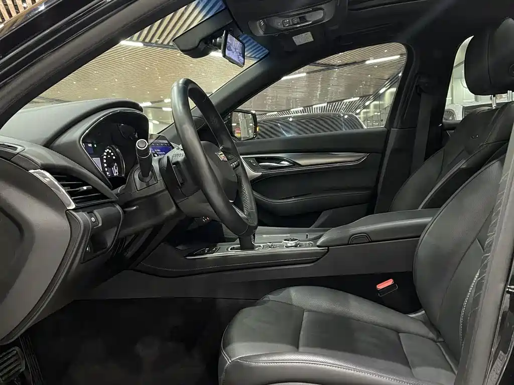 Cadillac CT5 — миниатюра 4