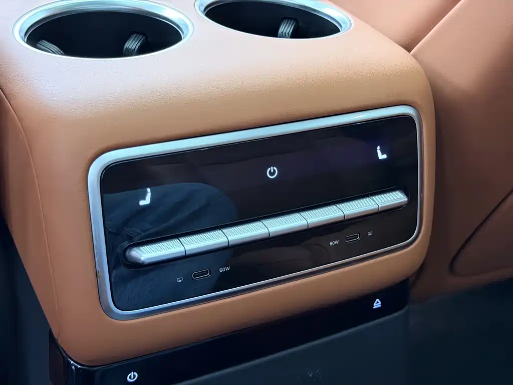Li Auto Li L9 — миниатюра 28