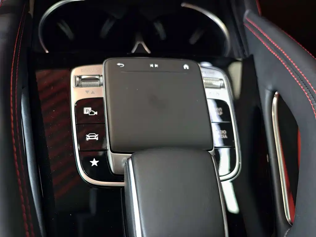 Mercedes-Benz GLE Coupe AMG — миниатюра 35