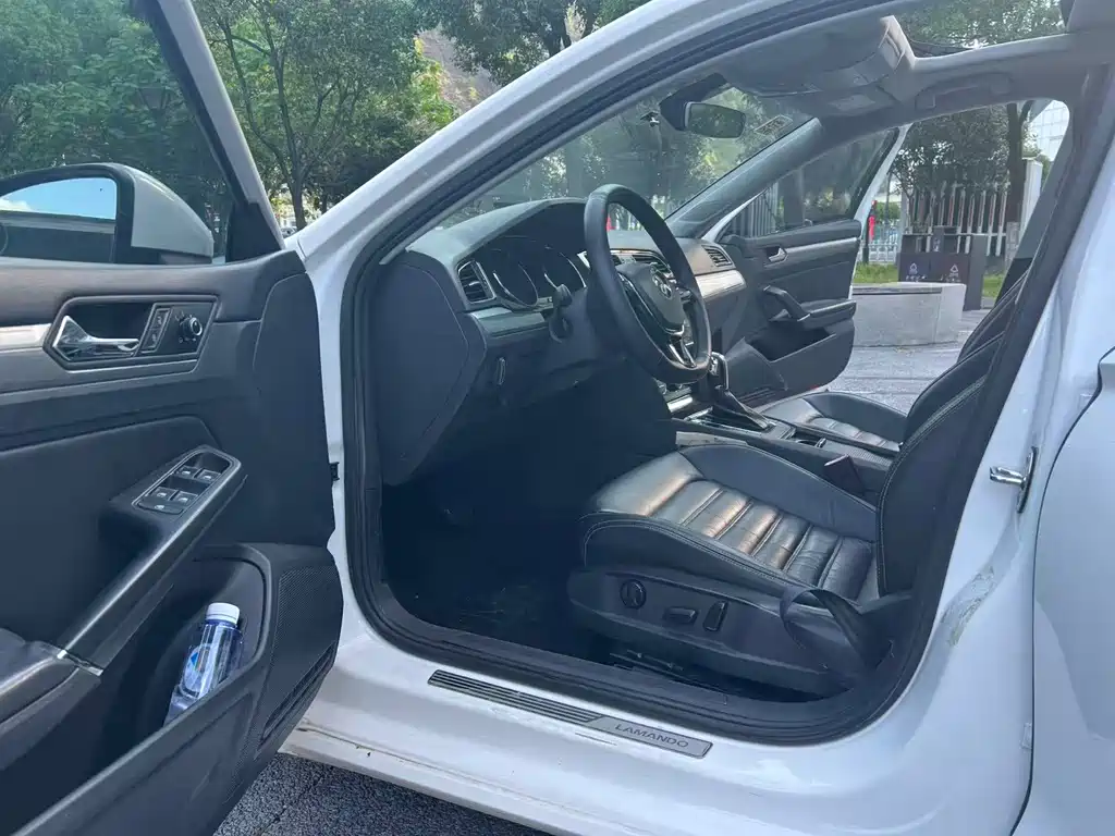 Volkswagen Lamando — миниатюра 10
