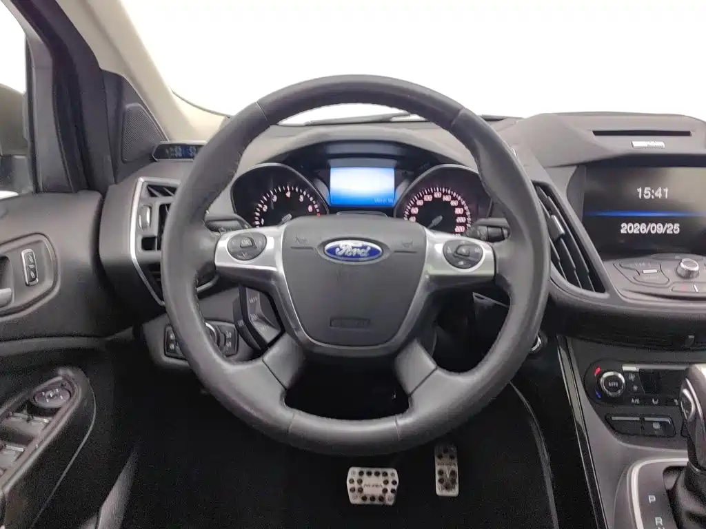 Ford Kuga — миниатюра 11