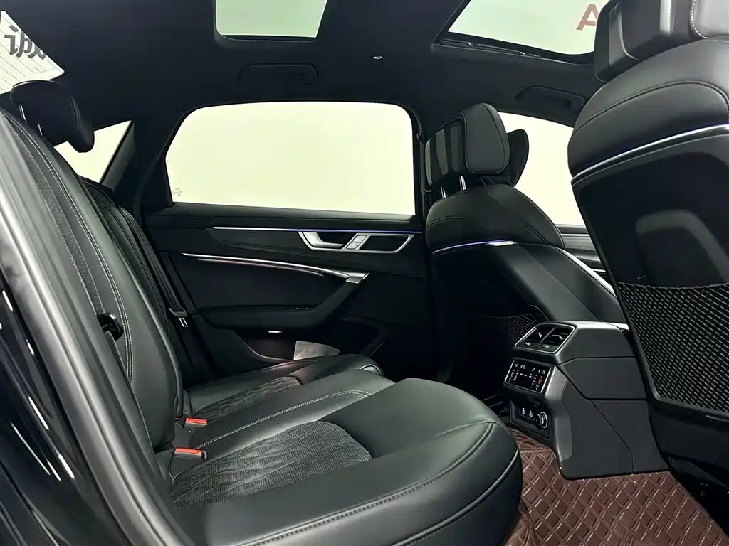 Audi A6L — миниатюра 6