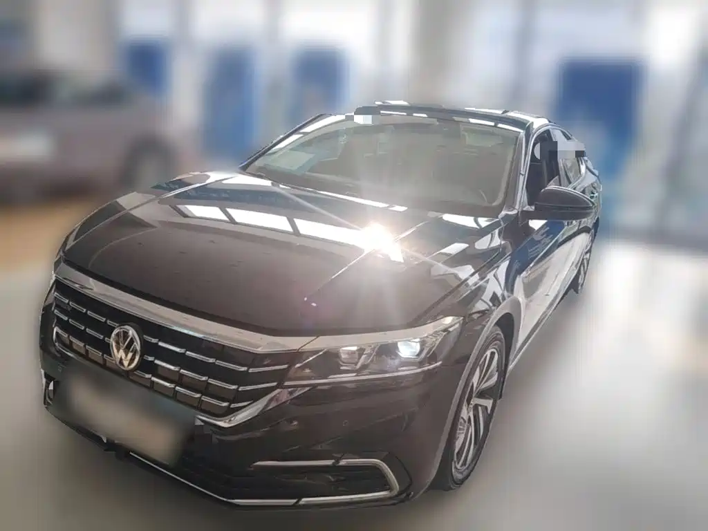 Volkswagen Passat PHEV — миниатюра 3