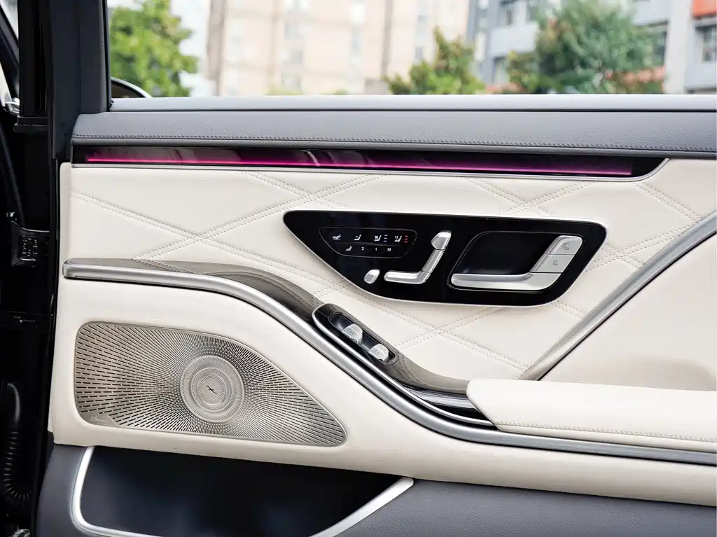 Mercedes-Benz S-Class — миниатюра 15