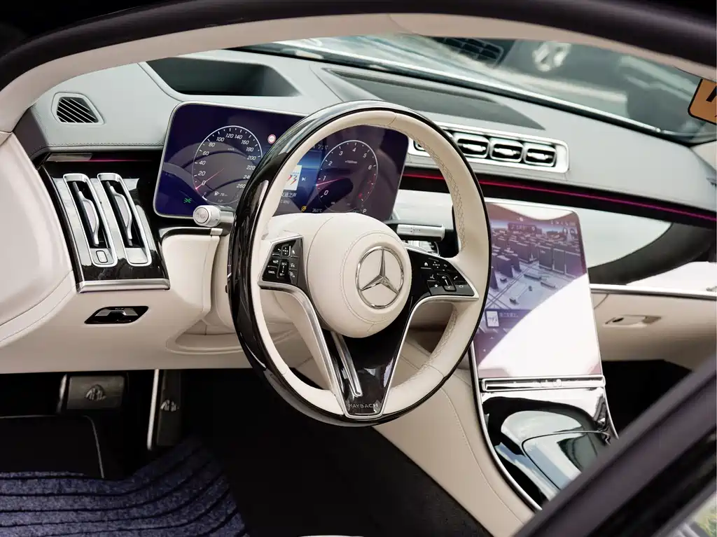 Mercedes-Benz S-Class — миниатюра 12