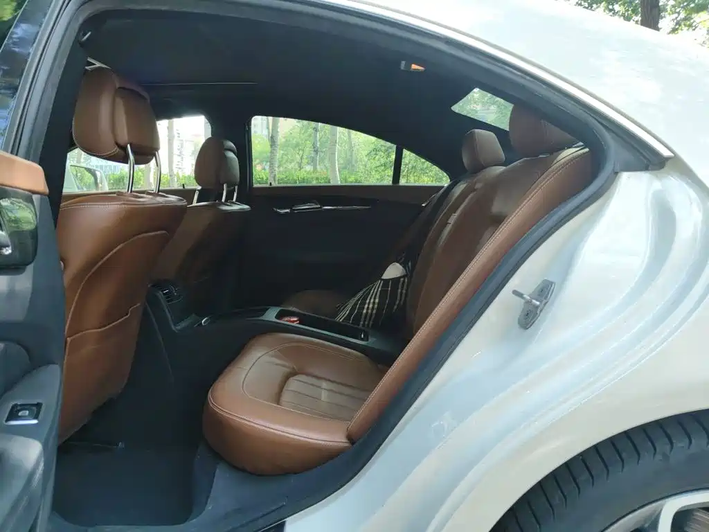 Mercedes-Benz CLS — миниатюра 13