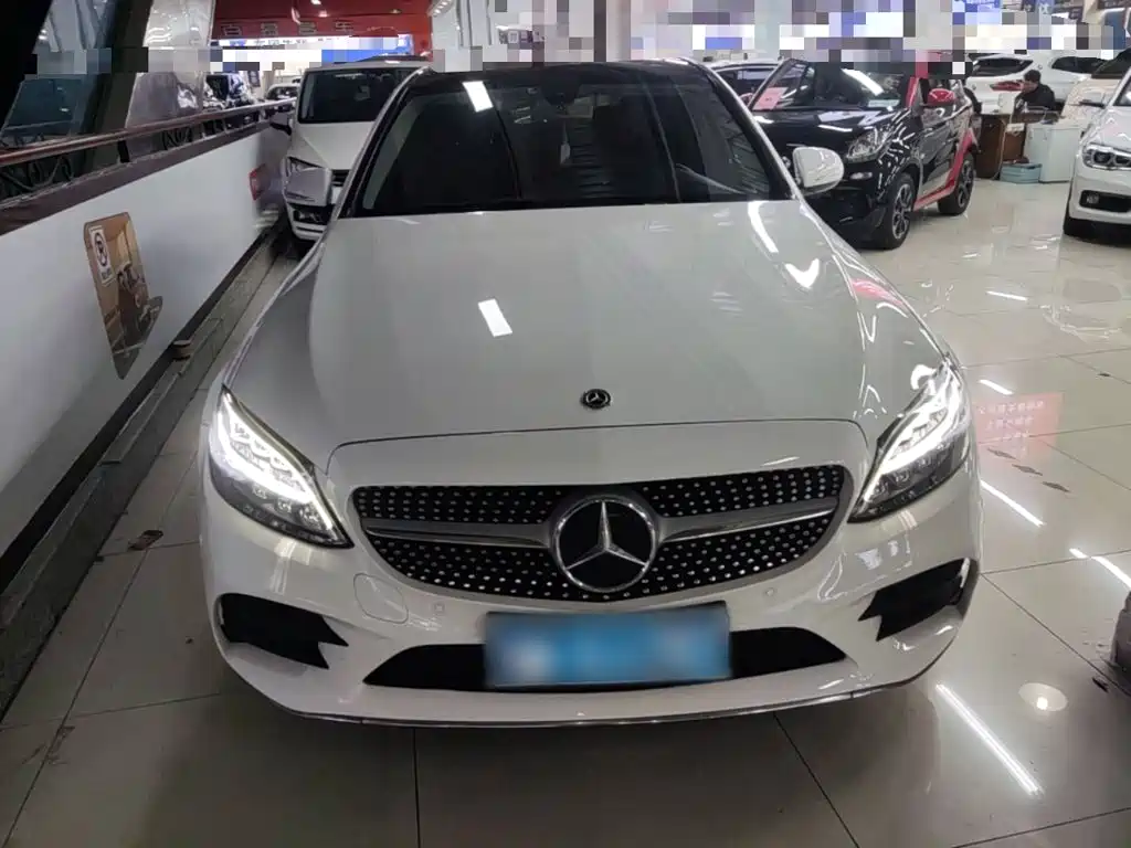 Mercedes-Benz C-Class — миниатюра 3