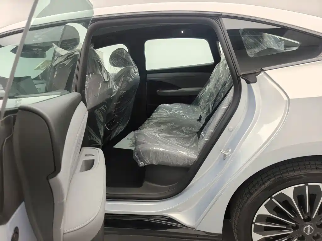 Nissan N7 — миниатюра 10